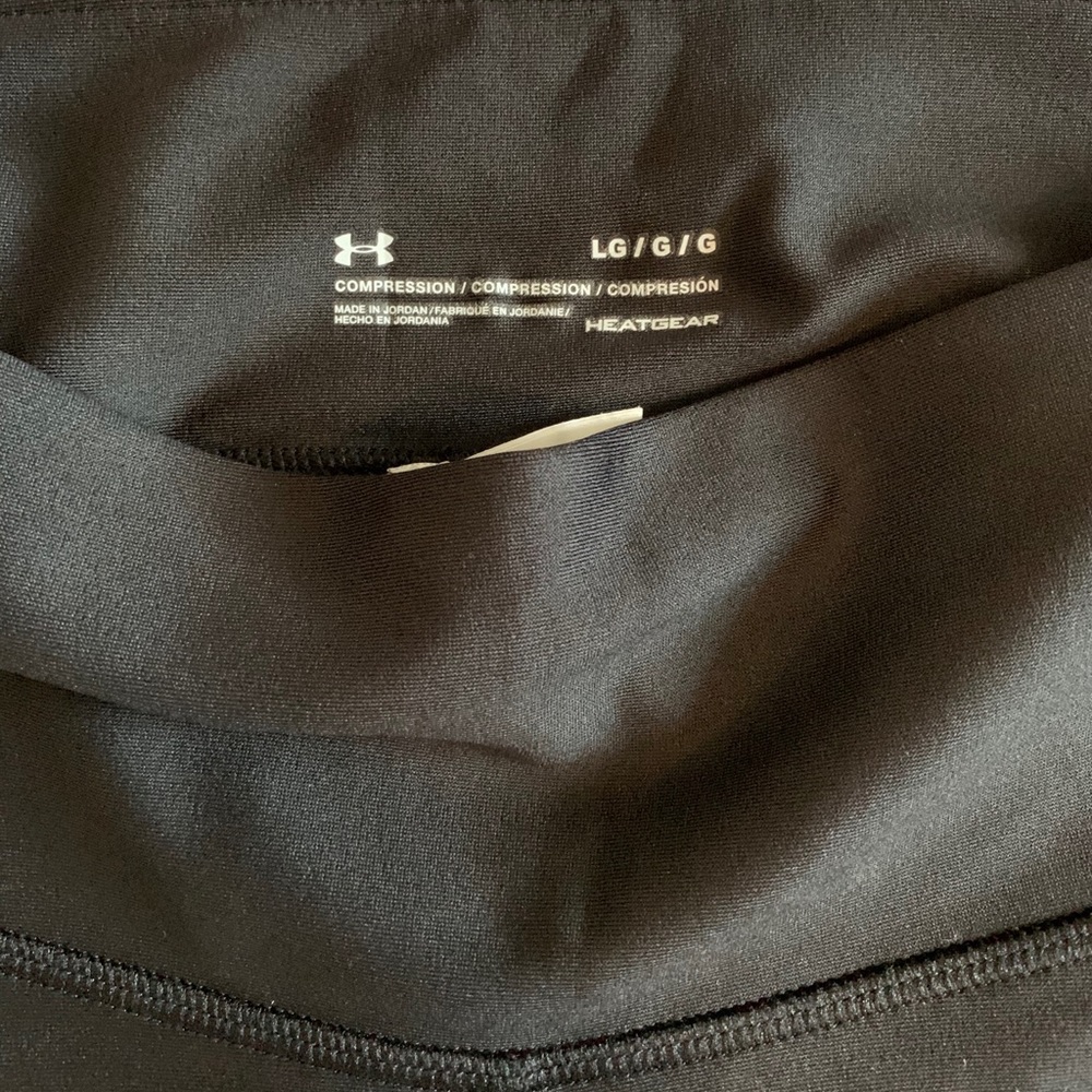 EUC Under Armour Leggings - Picture 2 of 5
